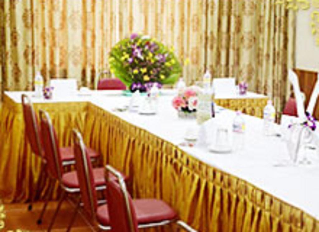 Diamond Crown Hotel 3*
